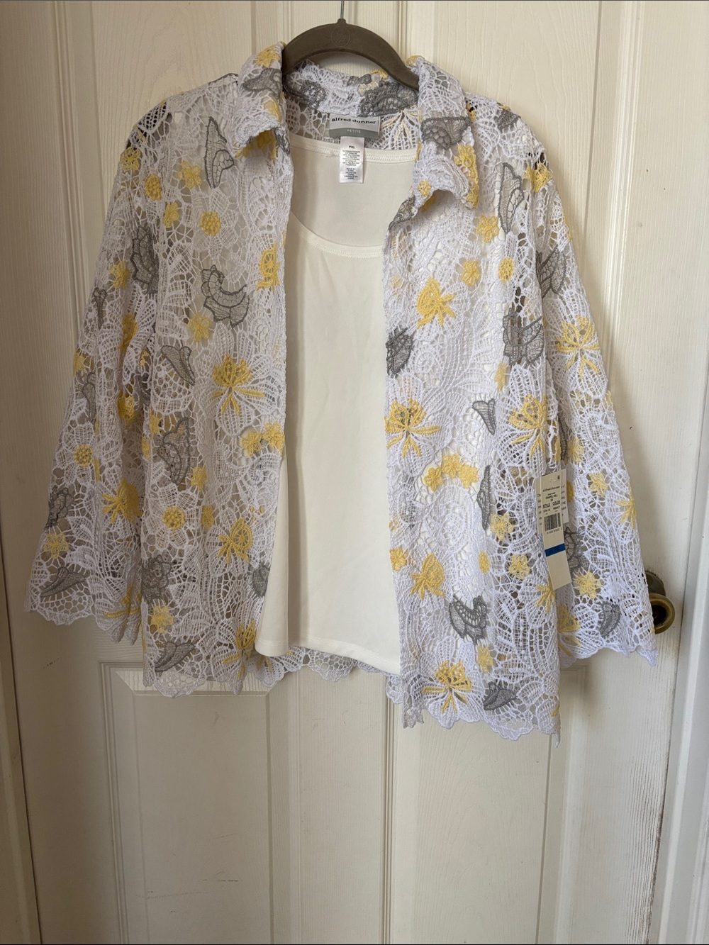 Alfred Dunner White Lace Open Blazer with Yellow & Gray Floral Embroidery